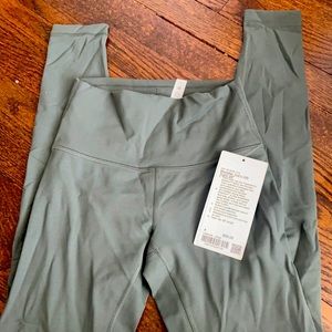 NWT lululemon wunder train HR